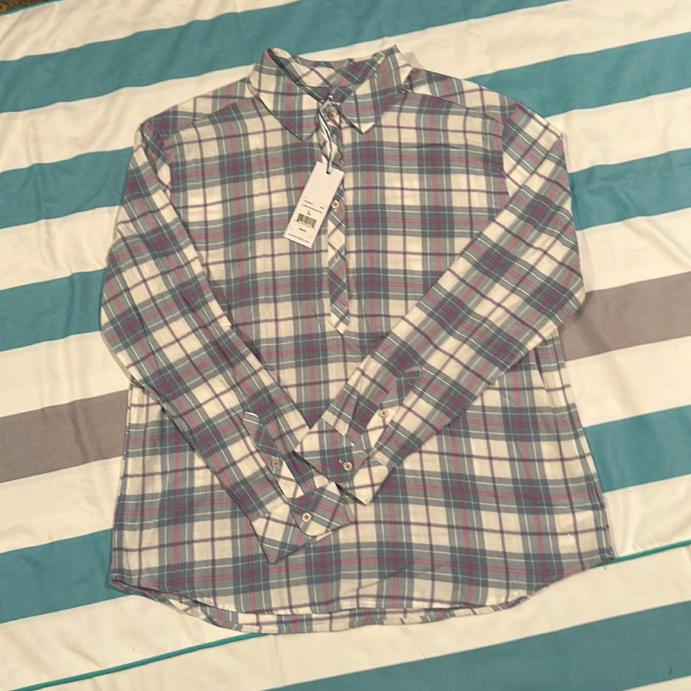 ⭐️ SALE ⭐️NWT Women’s Southern Tide flannel popover, size L